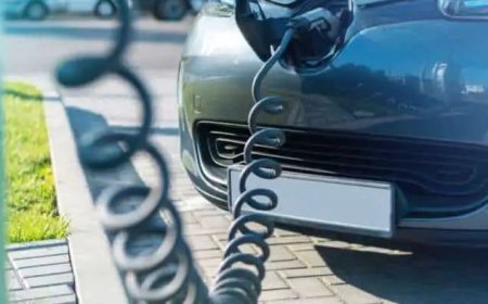 टाटा पावर ने अयोध्या जाने वाले मार्गो पर लगाये इलेक्ट्रिक व्हीकल चार्जिंग पॉइंटस