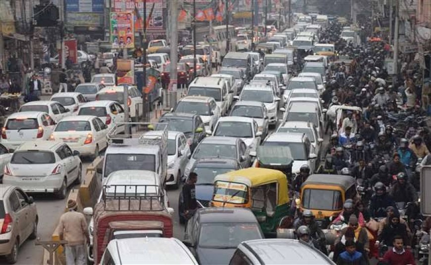 वाराणसी शहर को जाम मुक्त करने को 20 चौराहों को किया गया चिन्हित, ट्रैफिक पुलिस के साथ स्थानीय पुलिस भी रहेगी उपस्थित