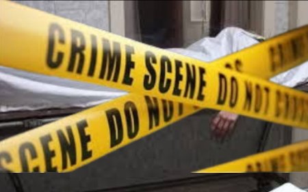 वाराणसी:खड़ी क्रूजर वैन में मिला चालक का शव ,परिजनों ने हत्या का आरोप लगाकर किया हंगामा