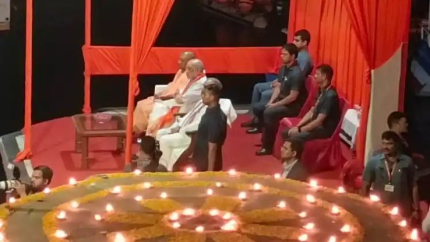 गृहमंत्री अमित शाह व मुख्यमंत्री योगी सामिल हुए गंगा आरती में