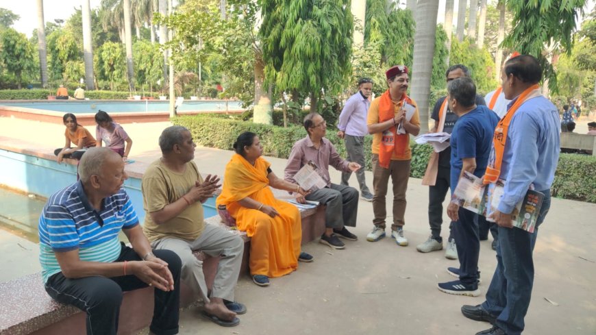 नरेंद्र मोदी को जीताने के लिए अमेरिका से आए कमलेश पटेल ने चलाया जबरदस्त जनसंपर्क अभियान