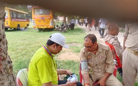 लोकसभा चुनाव के आखरी चरण में डॉ0 बक्शी द्वारा की गई लोगो की सेवा