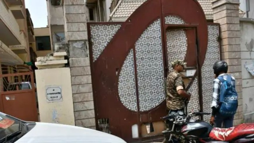 बैंक घोटाले को लेकर   झुनझुनवाला समूह के वाराणसी, दिल्ली, रोहतास, स्थित दर्जन भर ठिकानों पर ईडी के छापे