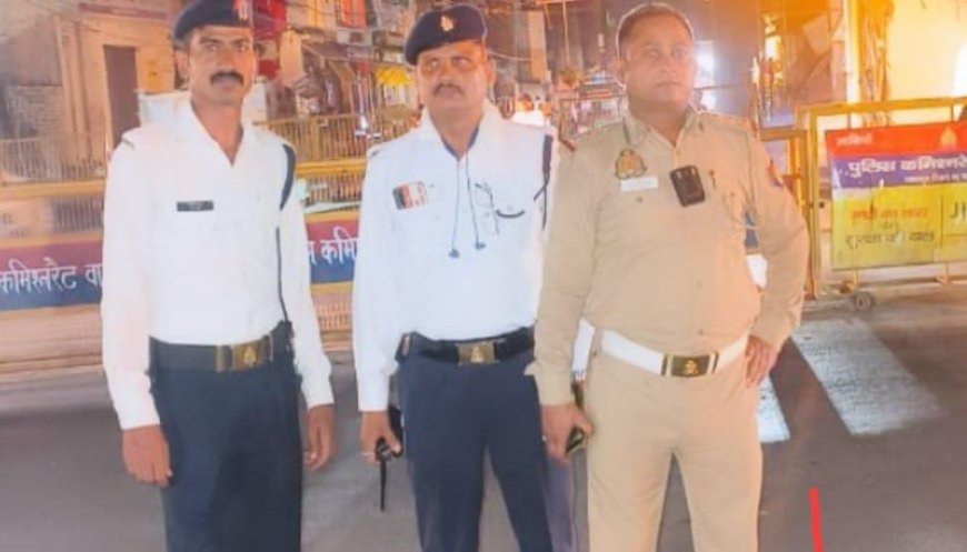 वाराणसी :यातायात प्रभारी निरीक्षक आसिफ सिद्दकी ने गंगा जमुनी तहज़ीब को रखा कायम