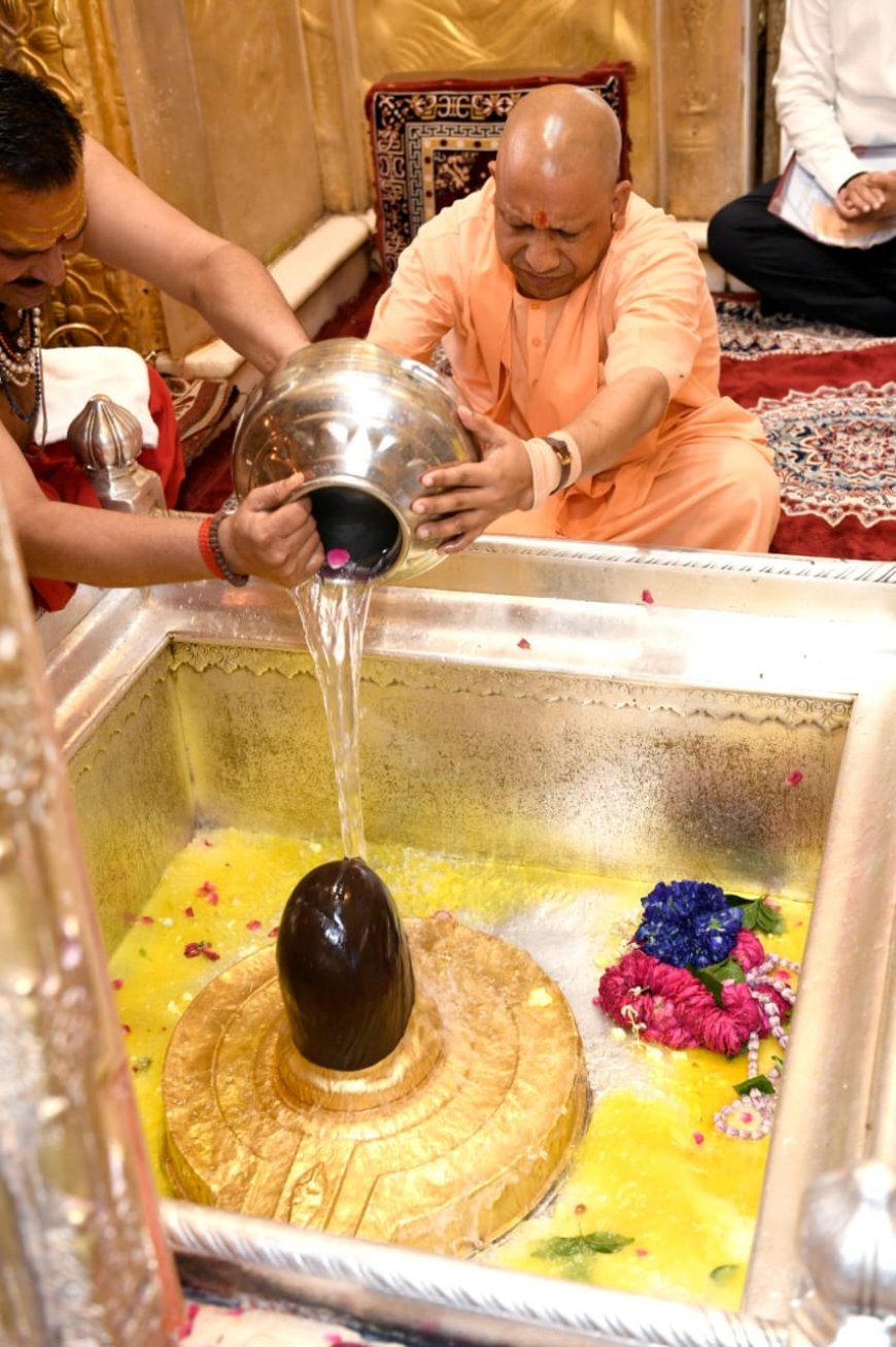 वाराणसी में युवा मोर्चा उत्तर प्रदेश की कार्यसमिति की कार्यशाला,बैठक में मुख्यमंत्री योगी आदित्यनाथ  ने युवाओ का बढ़ाया जोश ,कहा 2 वर्षो में 1 लाख पुलिसकर्मियों की होगी भर्ती