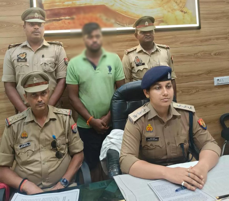 वाराणसी श्रीकाशी विश्वनाथ मंदिर क्षेत्र से श्रद्धालुओं के मोबाइल चोरी करने वाला शातिर हुआ गिरफ्तार चोरी के 15 मोबाइल बरामद चौक इंस्पेक्टर को मिली सफलता