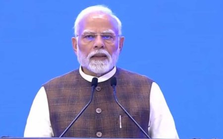 प्रधानमंत्री नरेंद्रमोदी रविवार को अपने संसदीय क्षेत्र पहुंच देंगे करोड़ो की सौगात