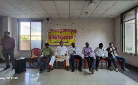 निजीकरण का विरोध:बनारस के बिजलिकर्मियो ने भेलूपुर में किया जनजागरण सभा