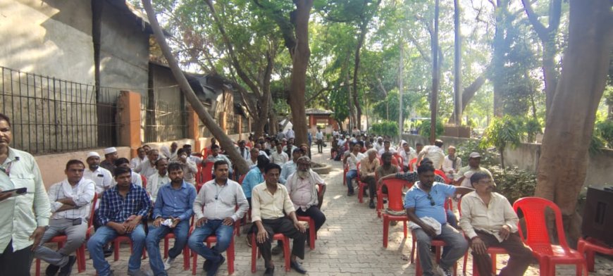 बिजली के निजीकरण के विरोध में उतरे जनप्रतिनिधि ,व्यापार मंडल के पदाधिकारी,बुनकर नेता