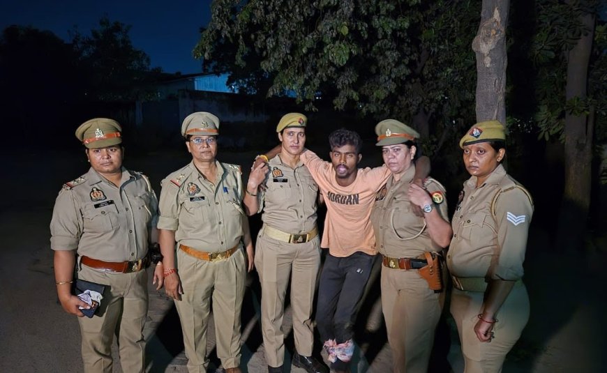 Uttar Pradesh: गाज़ियाबाद महिला पुलिसकर्मियों ने दिखाया नवरात्र में दुर्गा का रूप अपराधी को किया लंगड़ा