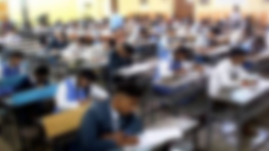 उत्तर प्रदेश बोर्ड परीक्षा 2026  :वाराणसी में कड़ी सुरक्षा के इंतजाम, पैनी नज़र  के लिए बनाये गये कमांड सेंटर