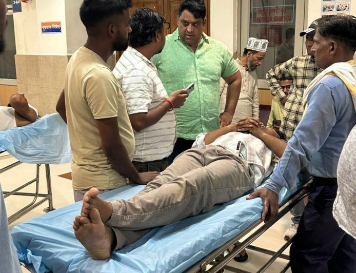 रामनगर एसडीओ की कथित लापरवाही से दो लाइनमैन गंभीर रूप से घायल, एक ट्रामा सेंटर रेफर