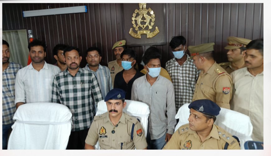 वाराणसी पुलिस ने 24 घण्टे में हत्याकांड पर से उठाया पर्दा हुये 4 आरोपी बेपर्दा