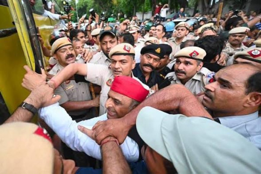 PM आवास के बाहर घसीटे गए राहुल-प्रियंका-अखिलेश, NEET पर सवाल पूछना 'गुनाह' बना दिया